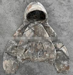 Camouflage hooded zip-up jacket with leaf pattern, perfect for outdoor gifts